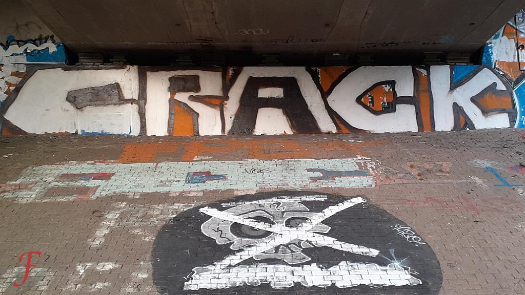 femoree1's tweet photo. Let's Crack This (23-10-2021)
#graffitiart  #graffiti   #APictureADay #PictureOfTheDay #TheMaskedSinger  #ChelseaFC #Crackheads https://t.co/lSnOZUUl5K