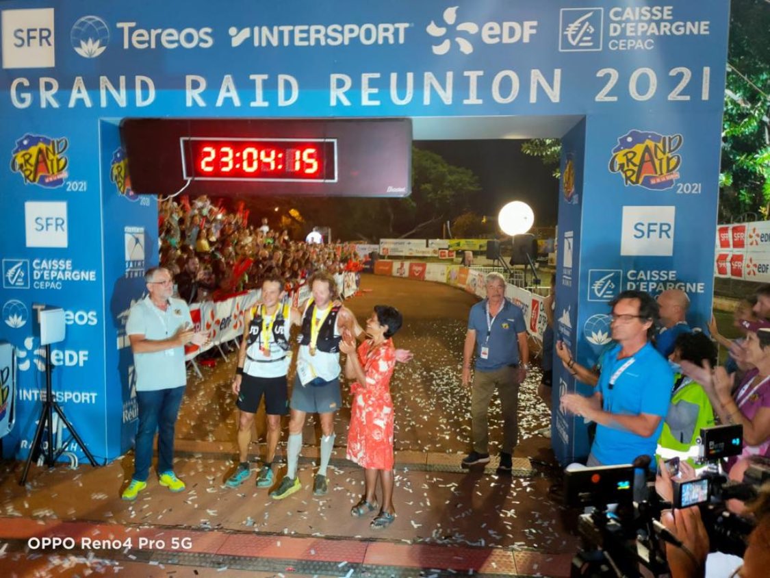 👏🏻 Bravo Ludovic #Pommeret 👏🏻
Énorme ! 💪🏻 ✨ Valloire heureuse et fière de cette belle victoire partagée avec l’italien David Jung à la mythique #DiagonaleDesFous de la Réunion 🇷🇪 BRAVO 🎊 

📷 Sibo Trails
#Valloire 🏃‍♂️ #Galibier #trail