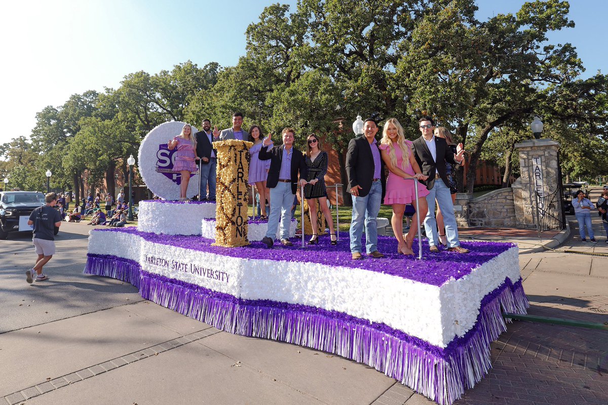 TarletonState's tweet photo. A parade of Texan spirit and of course the PURPLE and the WHITE! https://t.co/RsoS8EYp3c