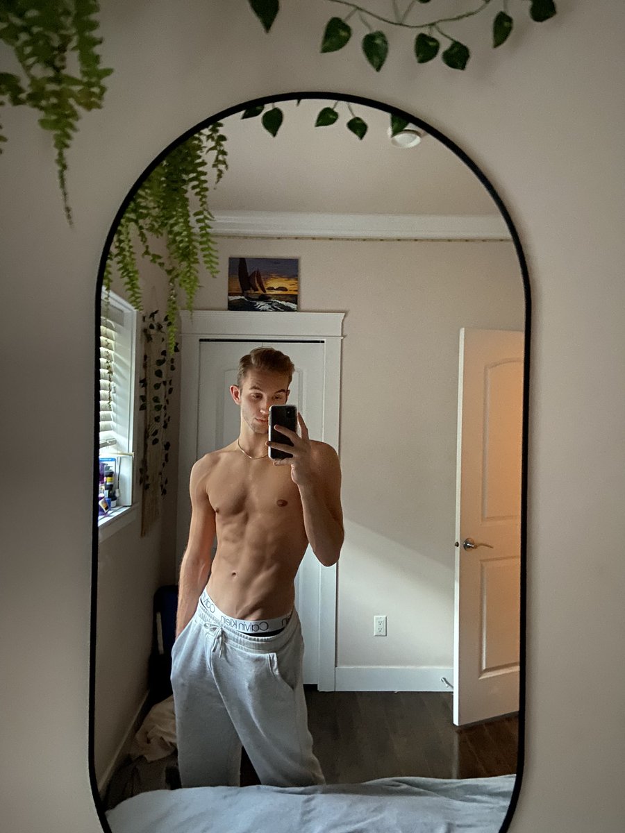 Had to show off the new mirror