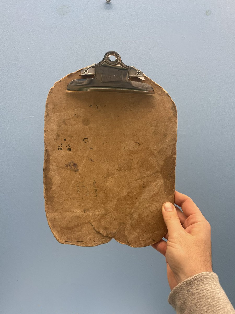 RT @TheBlackWiseman: @s1ckp4ssenger This the clipboard they used to sign the Declaration of Independence https://t.co/vNyZQp6MxU