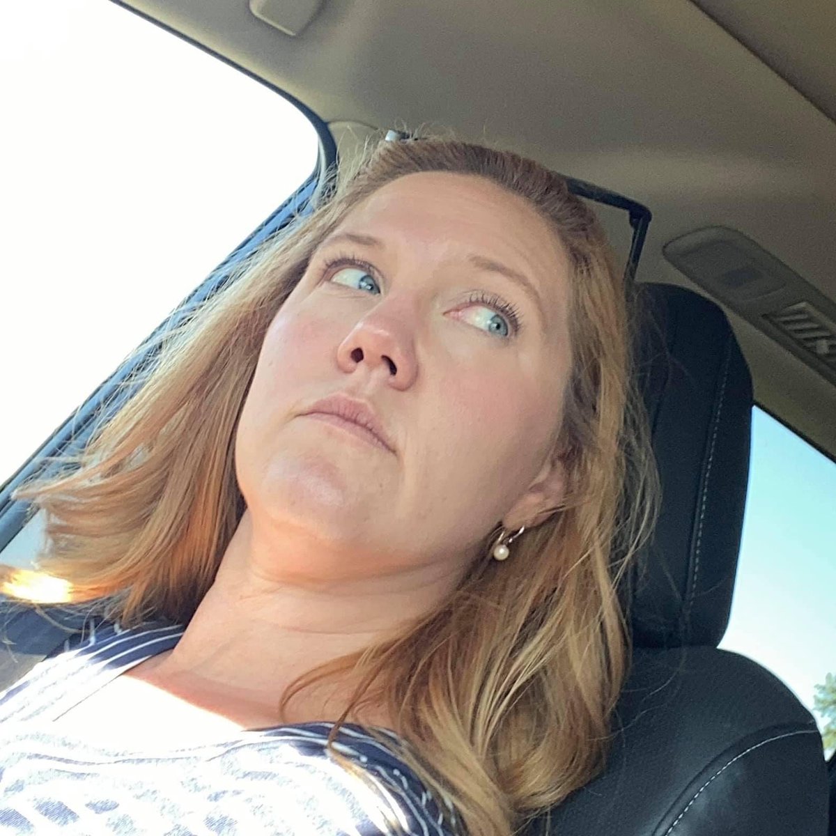 JonWelbornNC's tweet photo. Amber:   Was our anniversary yesterday?

Me:   No, it was 3 days ago. 

Everyone else:   Actually, it’s 2 days from now. 

#WelbornFunny #FacesOfAmber https://t.co/0zj0gQhq8m