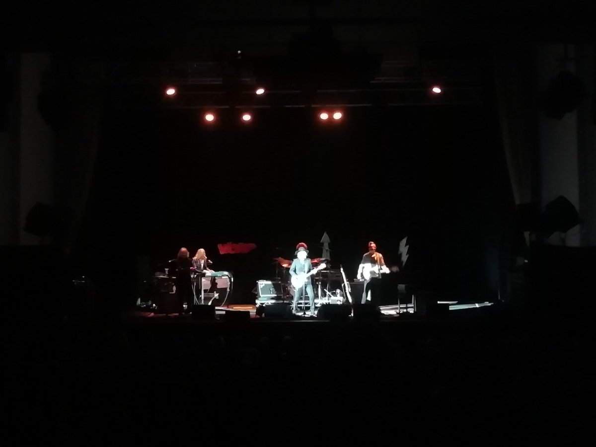 Fabulous night of wonderment, my hub finally got to see the Waterboys again after waiting 18 months for his 2020 birthday present and I got to see them for the first time ever, thank you so much for an incredible night <a href="/MickPuck/">Mike Scott</a> et al