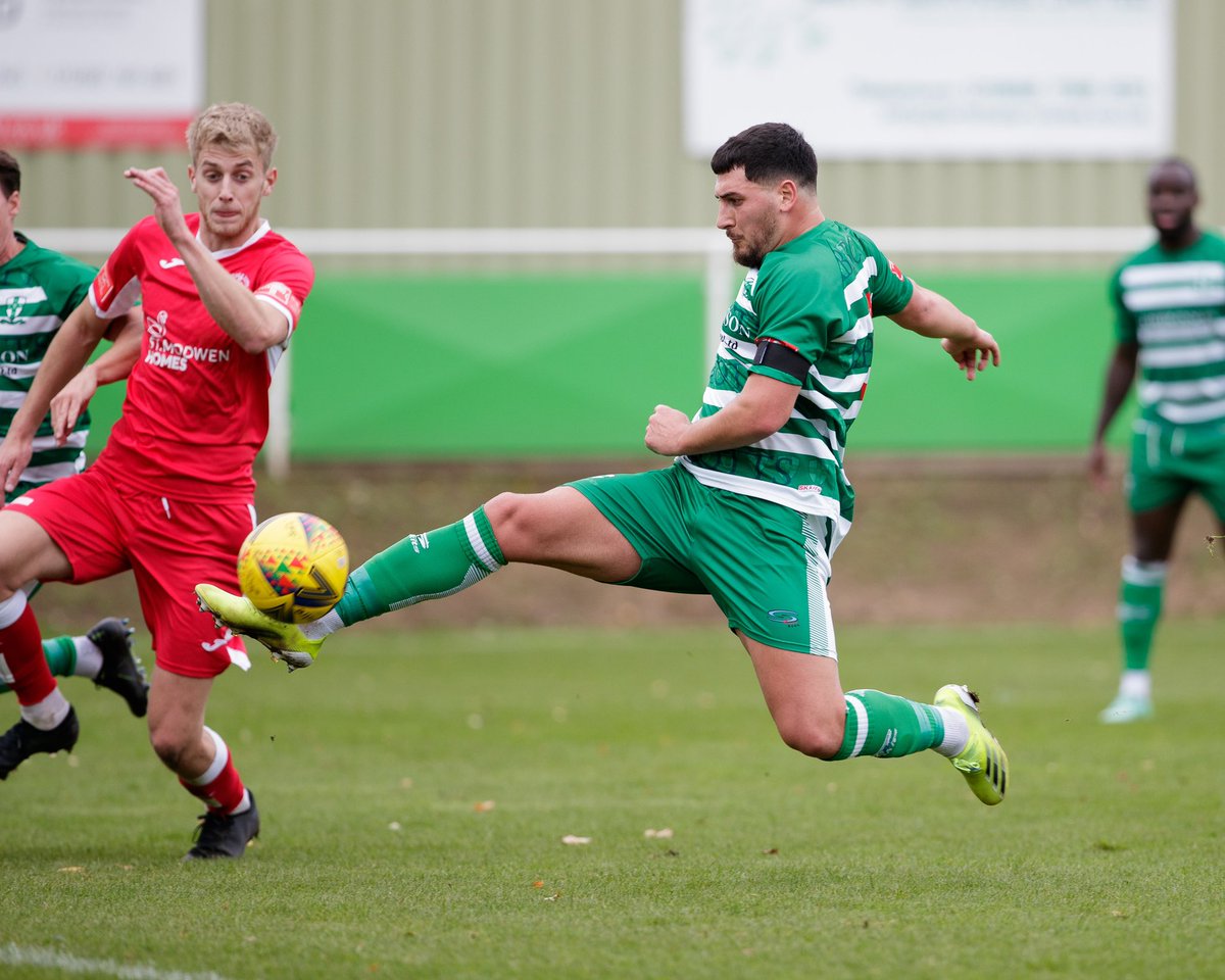 Mand_davies5's tweet photo. . @walthamabbeyfc made hard work of their home tie vs @WantageTownFC today however they came away with all 3 points and a clean sheet. @NonLeagueCrowd @SouthernLeague1 https://t.co/Lp62876Pum