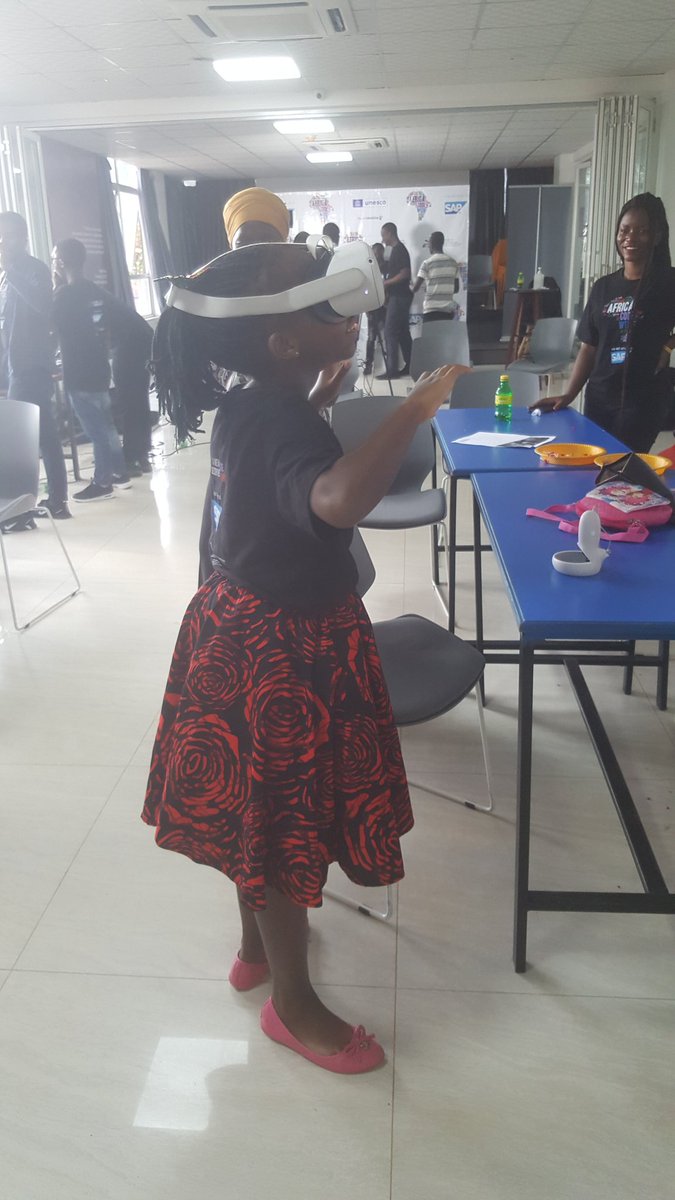 We joined our friends of @AfricacodeweekU  as we launched the @AfricaCodeWeek The young scholars very excited to experience virtual reality for the first time! 
#VR