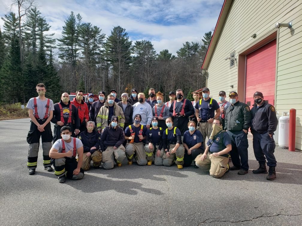 #Gravenhurst recruits are training in Huntsville today completing live fire scenarios with their colleagues from <a href="/gbtownship/">Georgian Bay</a>. These skills are some of a long list required to become certified firefighters with <a href="/GravenhurstFIRE/">GravenhurstFIRE</a>. Special thanks to <a href="/fordnation/">Doug Ford</a> for the drop in!