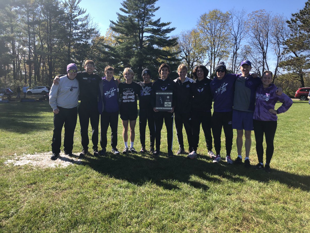 WhipsRunning's tweet photo. Regional Champions! https://t.co/cRXjGJmw2l