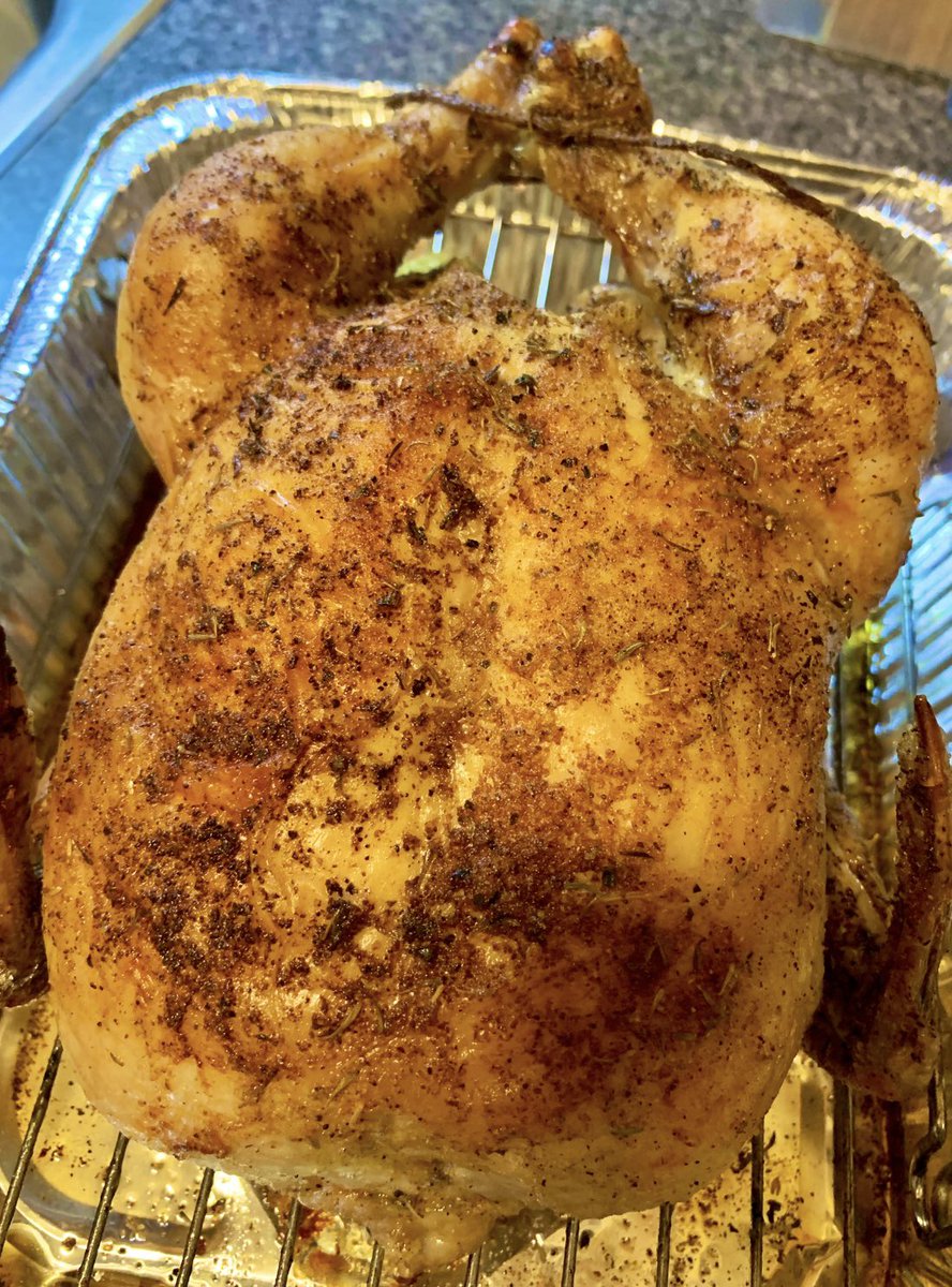 Lemon thyme butter roasted free range chicken 💛