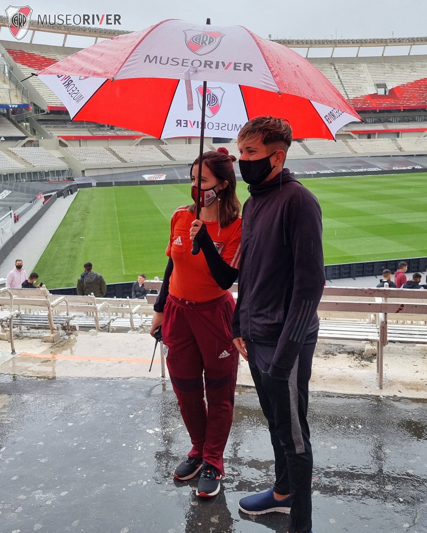 telegrama En detalle esfera Museo River on Twitter: "☔ La visita al Museo y el Estadio-Tour no se  suspenden por lluvia. ¡Los esperamos hasta las 19! 📍🏟  https://t.co/7y8hVhSKrJ" / Twitter