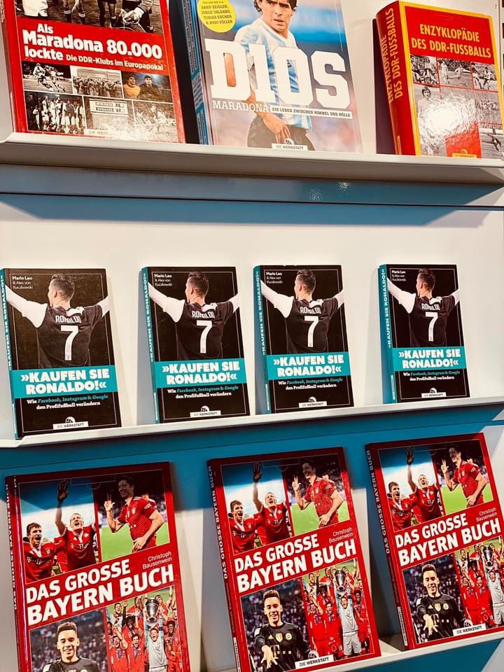 marioleo71's tweet photo. What! A! Day!
Never imagined to be on a stage at the @Book_Fair in Frankfurt and to find my book on the shelf of @werkstattverlag…
Both completed today!!! 🤗🥳
#kaufensieronaldo #bookfair #marioleo #RESULTSports https://t.co/Nq0vtVUjRp