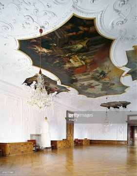 MozartCircle's tweet photo. 14-MOZART RE PASTORE 1775 IN SALZBURG FOR HABSBURGS PRINCES
#Mozart #Pastoral #ImitatioAlexandri Opera 1775 was commissioned to celebrate #HabsburgsPrinces &amp; premiered in #Salzburg #KnightsHall where ceiling was decorated in 1714 with scenes of #AlexanderLife by painter Rottmayr! https://t.co/ZykJnETi2A