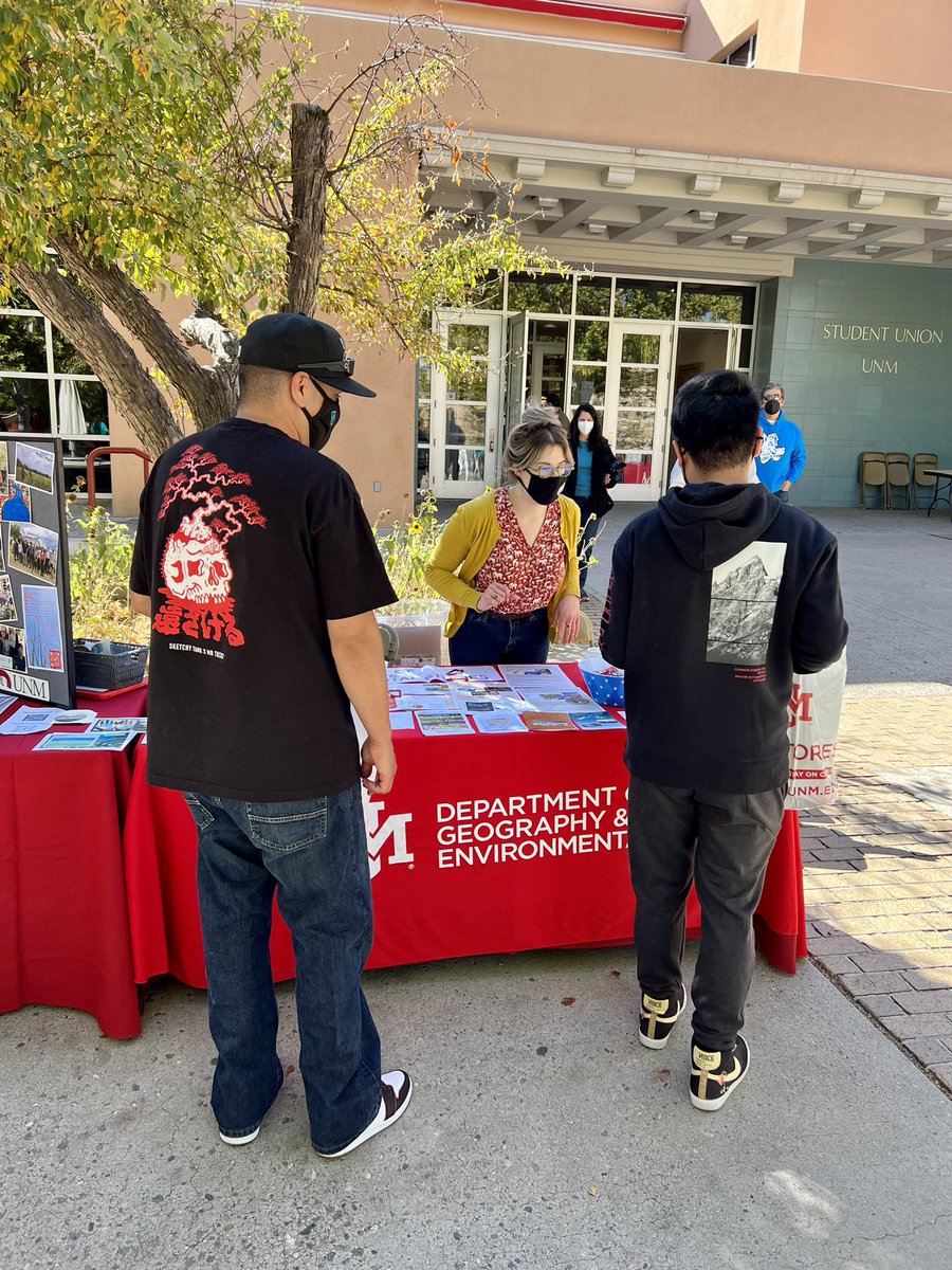 Enjoying a beautiful day on campus with Lobo Louie 🐺 Come join us to learn more about the Department of Geography &amp; Environmental Studies &amp; Sustainability Studies! #UNM_GES #lobos