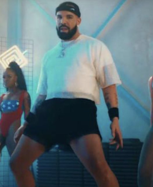 michaeltalbert5's tweet photo. #CLB #OVOSEASON #Whodiditbetter 🦉🤣 https://t.co/7YFETf7YPr