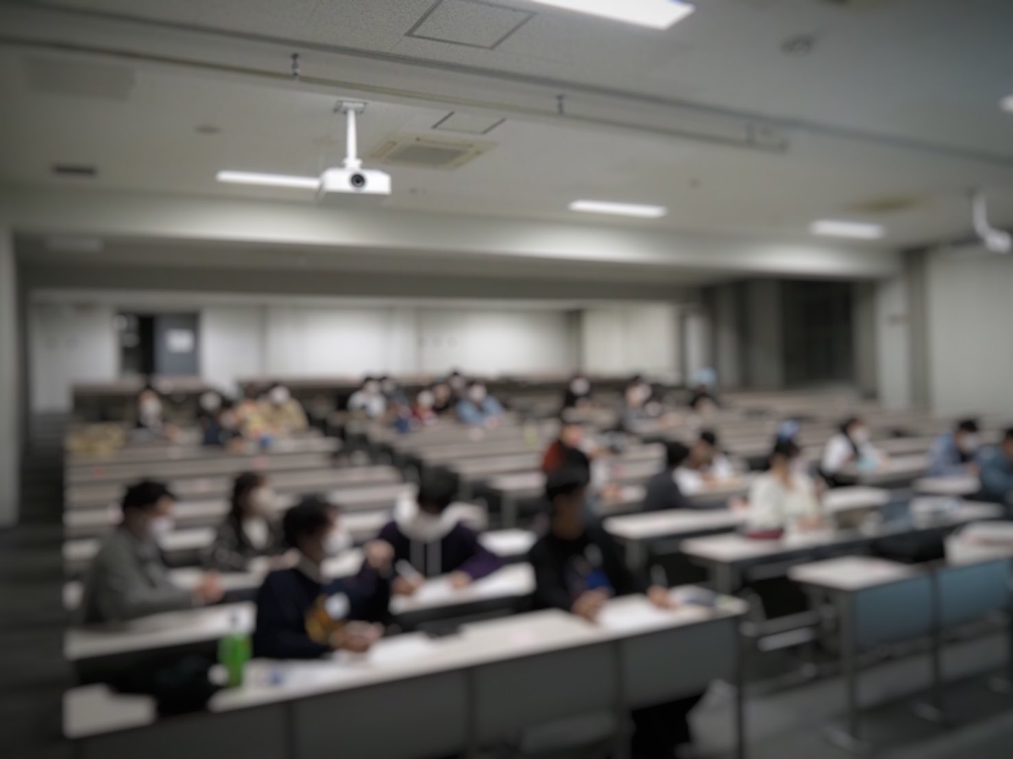 ディズニー同好会 こんにちは 先日はハロウィンパーティーをしました 絵描き歌 擬音deディズニー イントロクイズ 楽しい企画ばかりでしたね お気に入りのカチューシャやぬいぐるみを持ってきている人もたくさん 皆さんが仮装してみたい