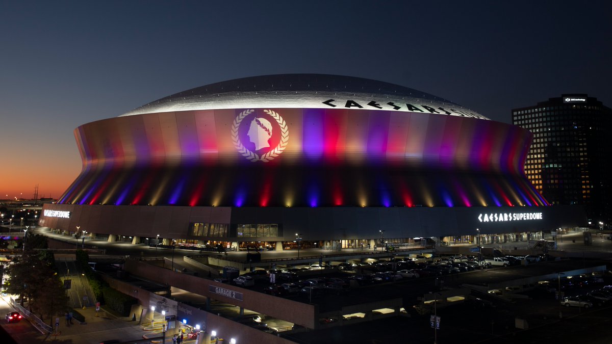 Saints's tweet photo. #SaintsGameday eve 😁

#Saints | @CaesarsDome https://t.co/hP4MHByrV6