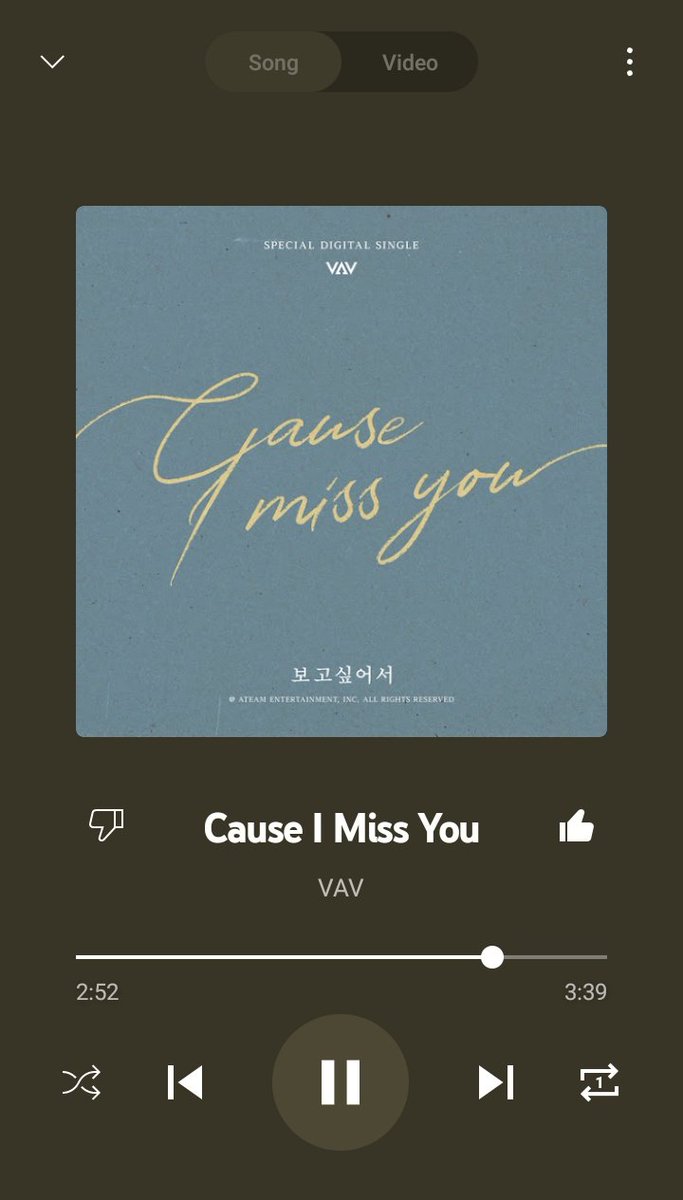 BreeGan_'s tweet photo. I had to put this on loop 😭 even if I cry the whole day 😭😭😭

#VAV #브이에이브이 #보고싶어서 #Cause_I_Miss_You #VAV_6TH_ANNIVERSARY #6YearsByYourSide_VAV #6YearsWithVAV @VAV_official https://t.co/kx90nWSALT