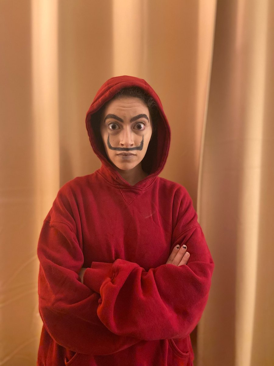 tabola67's tweet photo. when you need to rob the spanish national mint but on a budget @lacasadepapel @AlvaroMorte https://t.co/lF89Cssq9X