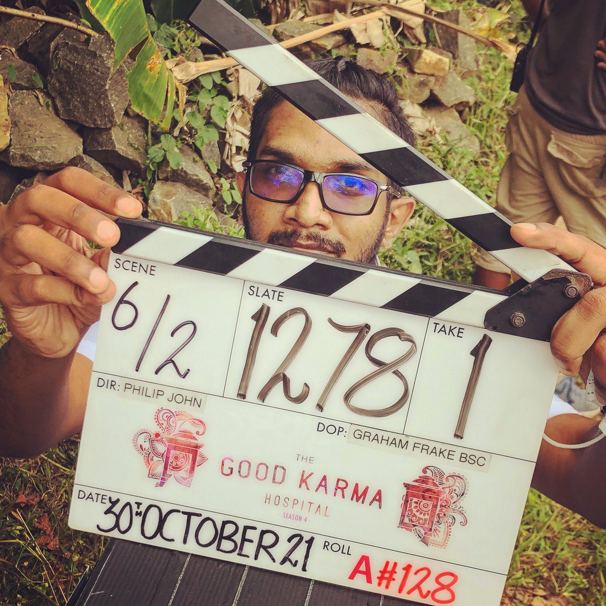 ihshaniqbal's tweet photo. That’s a wrap! @goodkarmahosp season 4. What an amazing experience! Special thanks to @TigerAspectUK @thefilmteam. Directors #PhilJohn &amp; #NimerRashed #ShootingDiaries🎥 https://t.co/D8ZEeI7ElZ