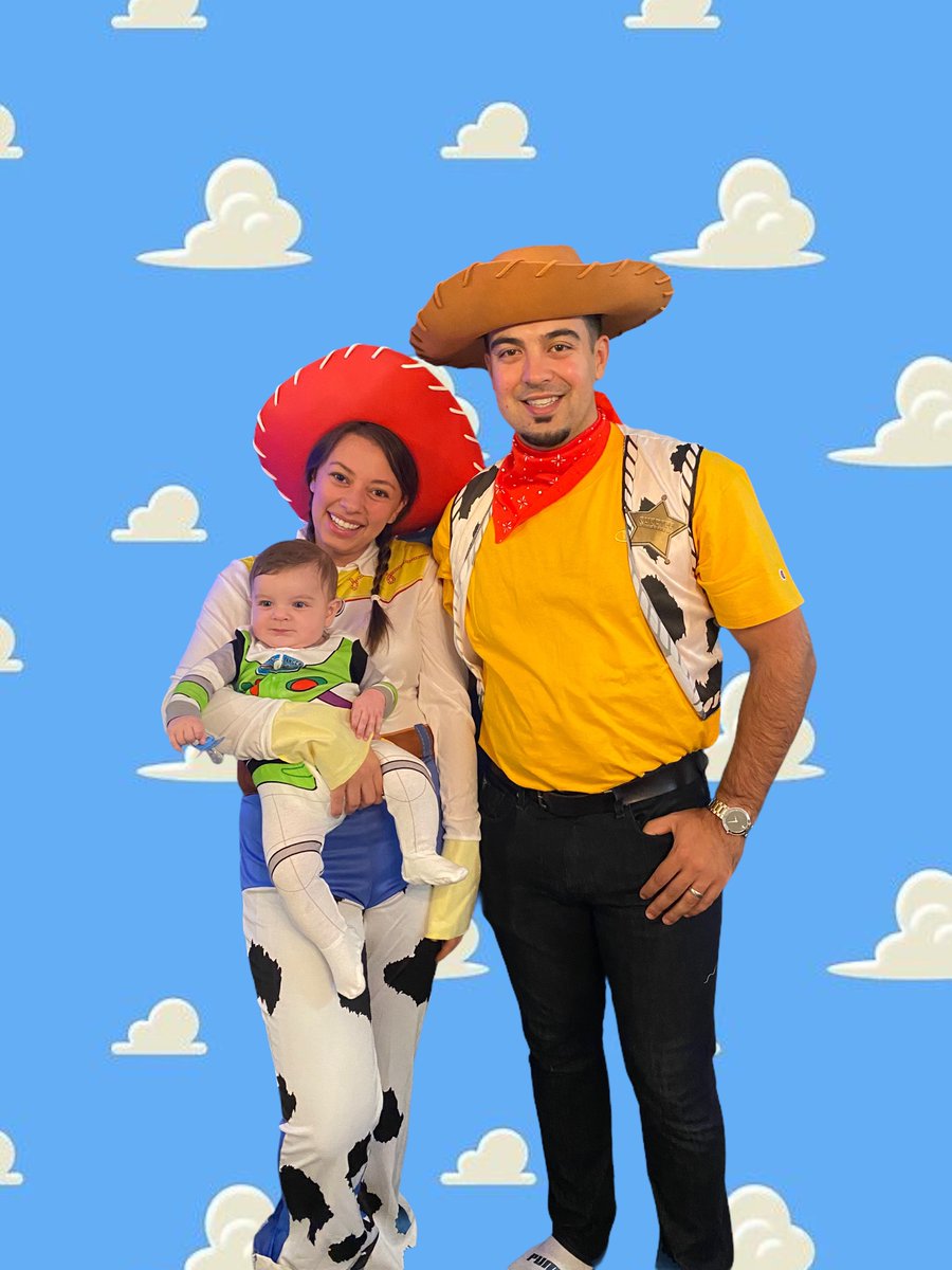 MrsAngiolella's tweet photo. You’ve got a friend in me! Happy Halloween! https://t.co/8nYqPf6hYe