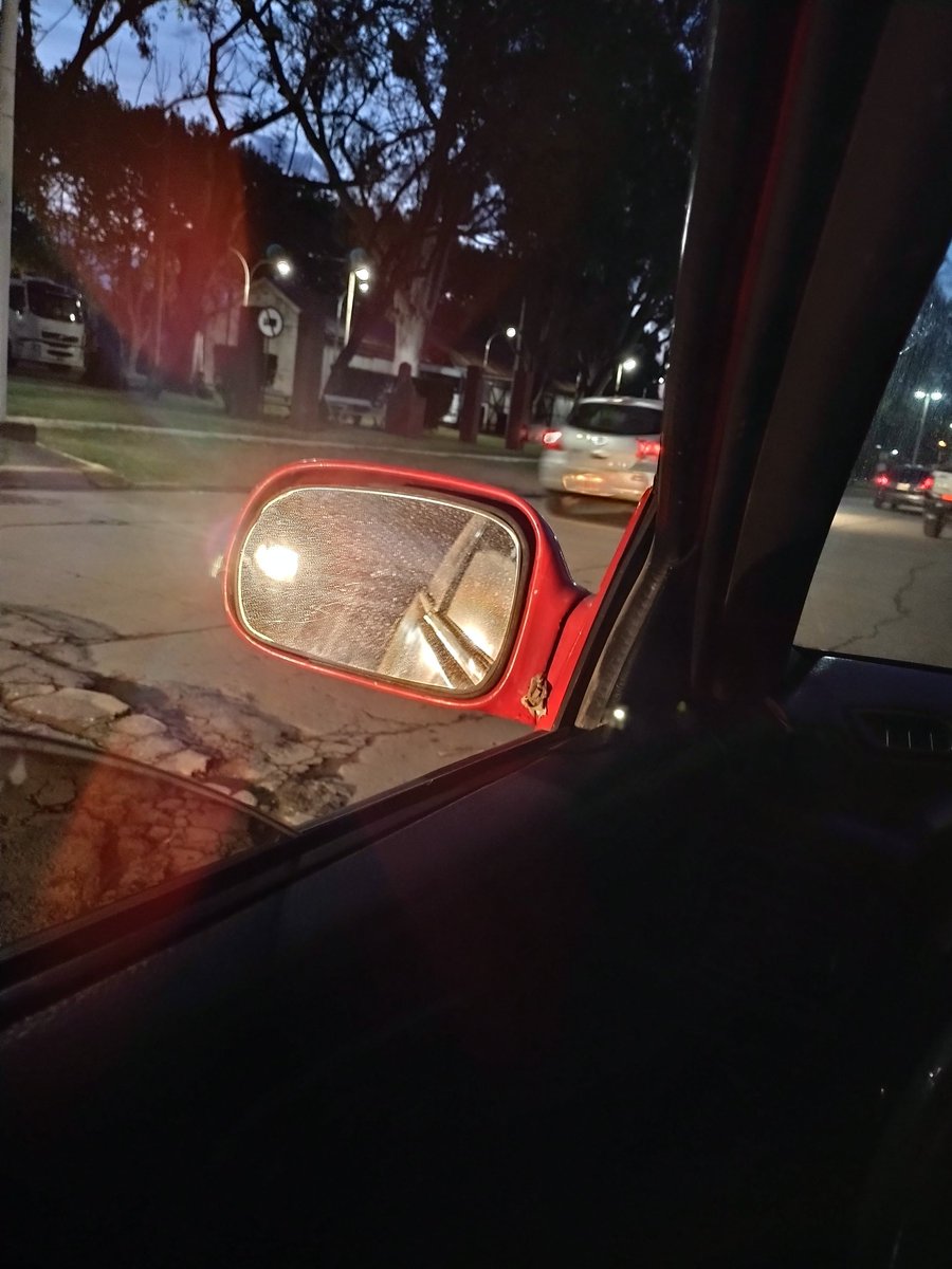 DelgadoPupi's tweet photo. #swiftgti #night #music #jdm #suzuki #hatch #hothatch #swift #nippon #90s #car #autos #argentina #santafe #cars #G13B #noche https://t.co/zMUYPn2GKU
