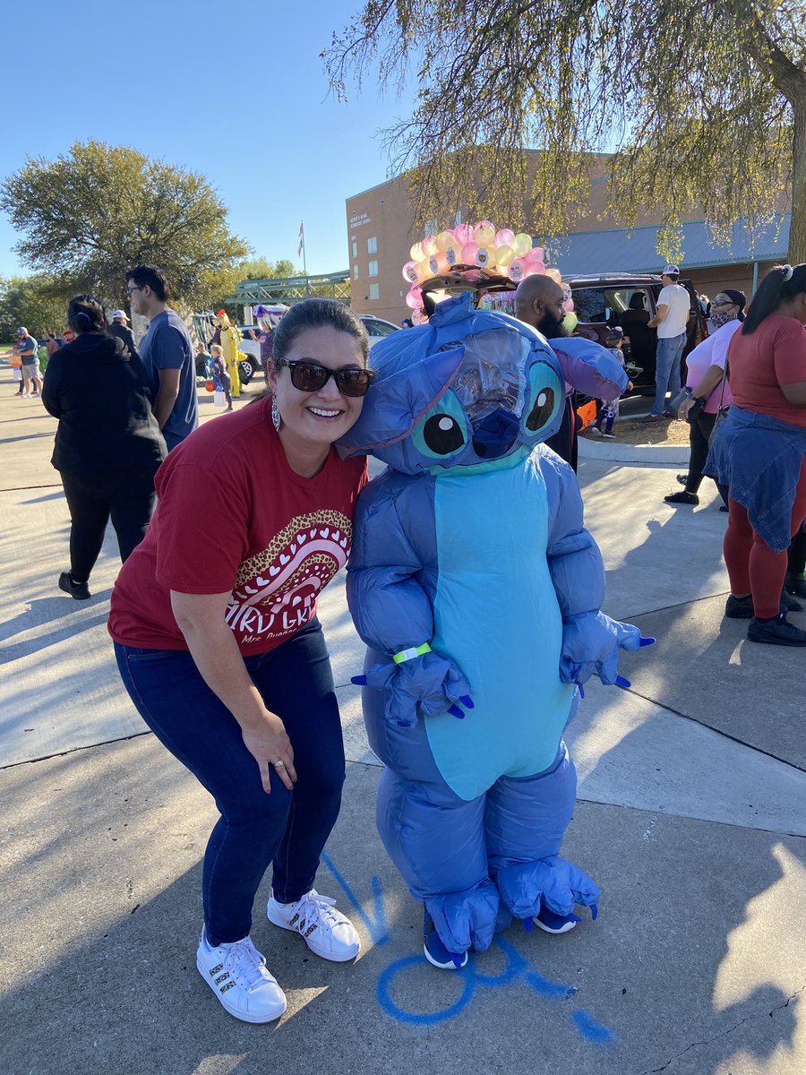 PTO Harvest Fest and Trunk or Treat! #mcneilelem <a href="/McNeil_PTO/">McNeil PTO</a>