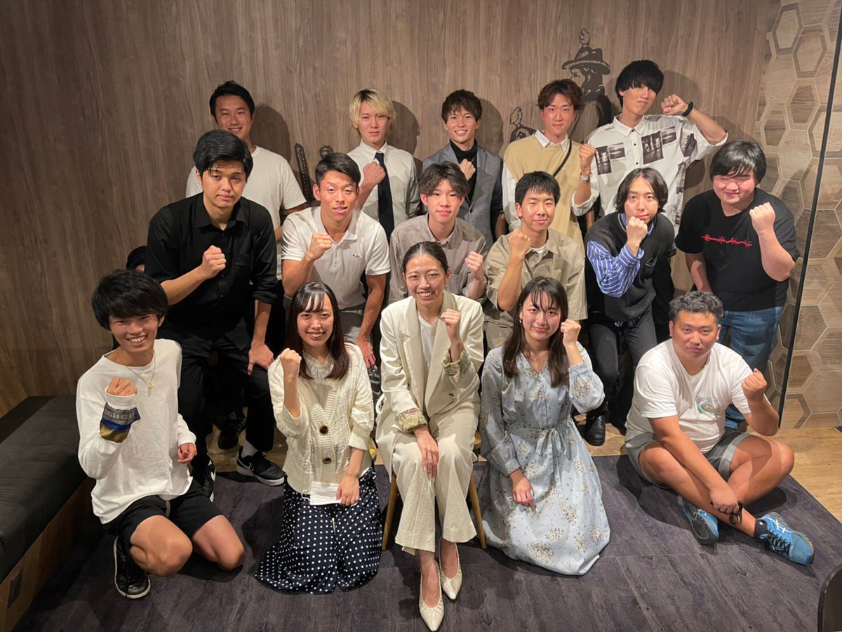Campusplus_new's tweet photo. おはようございます！
キャンパスプラスの細野です！
キャンパスプラスでは学生起業家支援、就活相談を始めました！
お気軽にご連絡下さい！
#Campusplus_new  #学生団体
#学生起業家　＃長期インターン https://t.co/oUqNuih5Ba