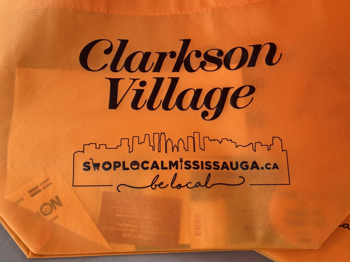 An excellent celebration of Hallowe’en in the Village 2021! Spirits were high and the costumes amazing … congratulations and a big thank-you to the <a href="/ClarksonBIA/">Clarkson Village BIA</a> for bringing us this scaaaarily-funtastic event. Happy Hallowe’en to all! #Halloween2021 👻 #Mississauga #Clarkson 🎃