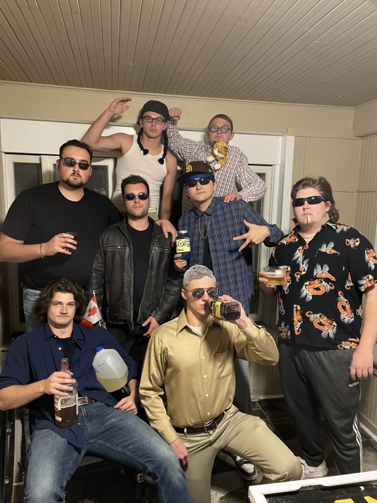 WillChevalier1's tweet photo. #TPBhalloween https://t.co/y3pbZlIbHL