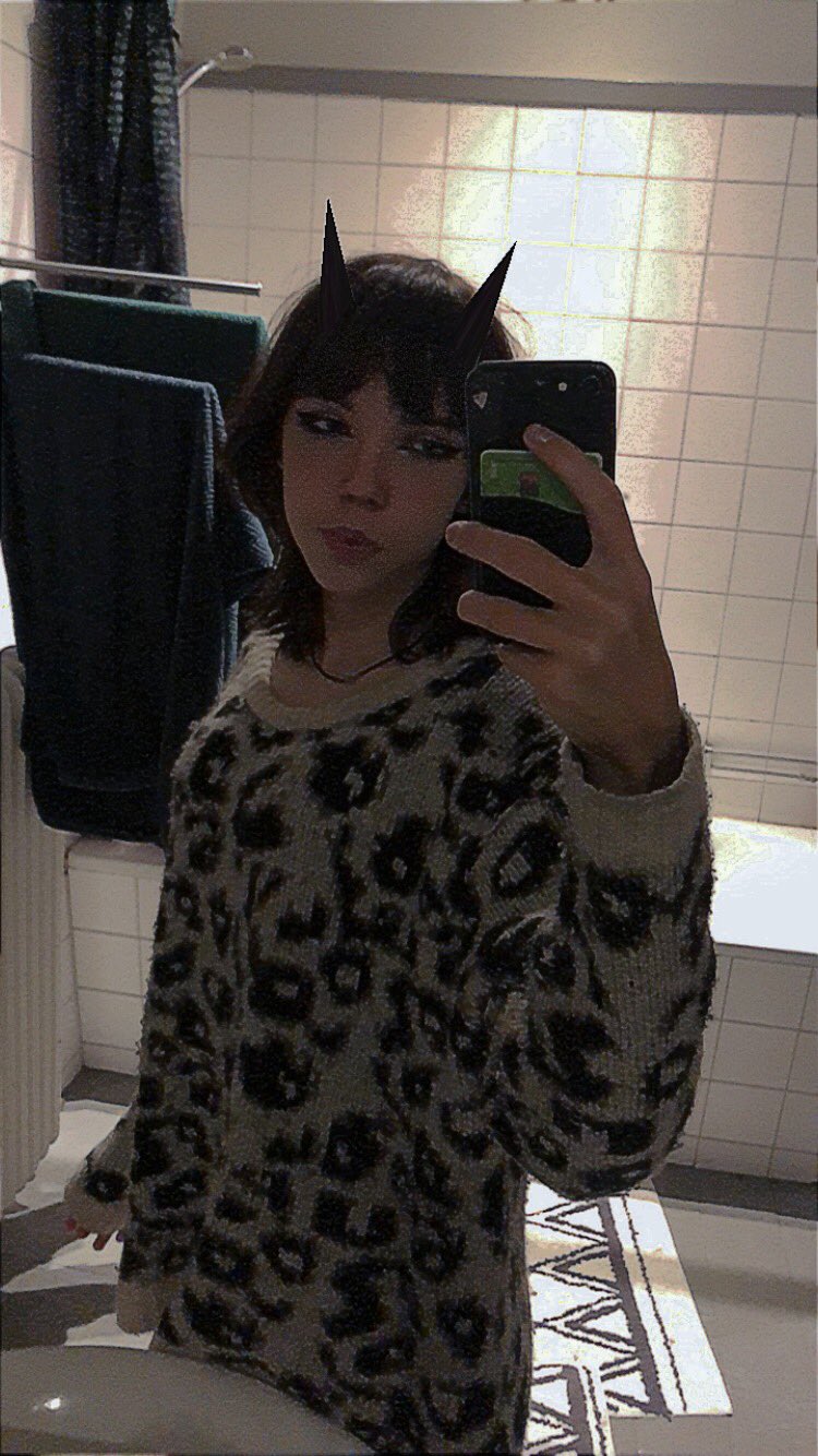 remi on Twitter: "Just unboxed another cs knife 😎 https://t.co