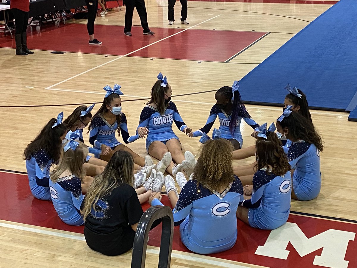 Way to represent Clarksburg Ladies!!! ⁦<a href="/Cburg_Coyotes/">Clarksburg HS 🐺</a>⁩