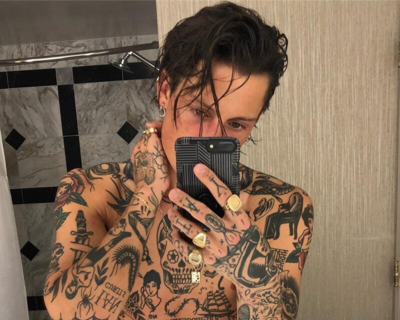 Melk & Honning tweet media