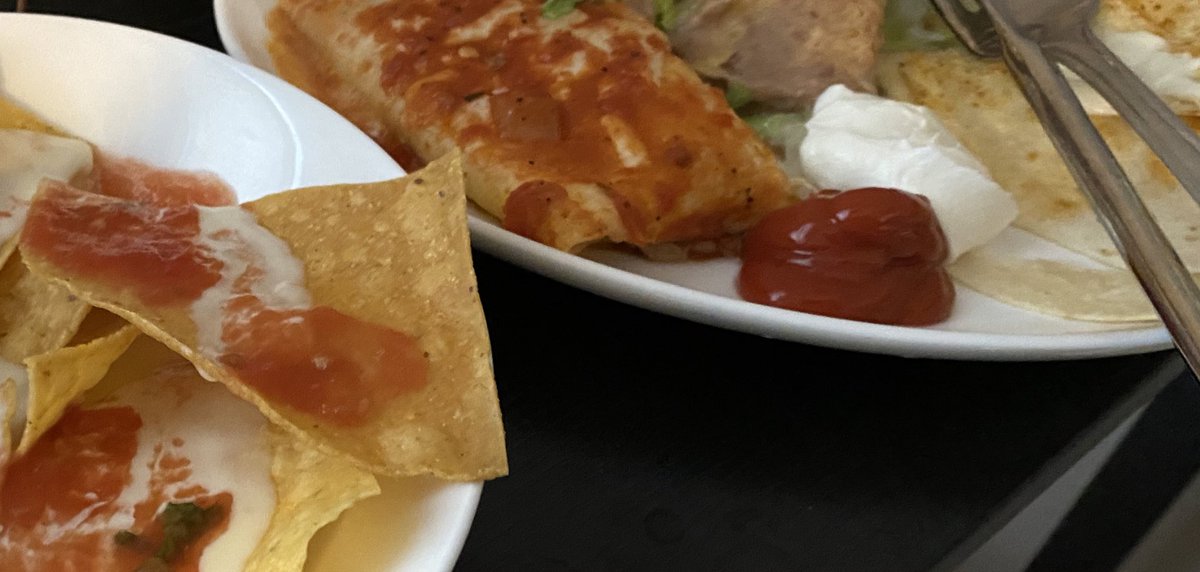 Lazed around after many months, and after a good lunch meal! Good to do so once in a while, else it could make one very lazy.. #burritos #chips  #guacamole