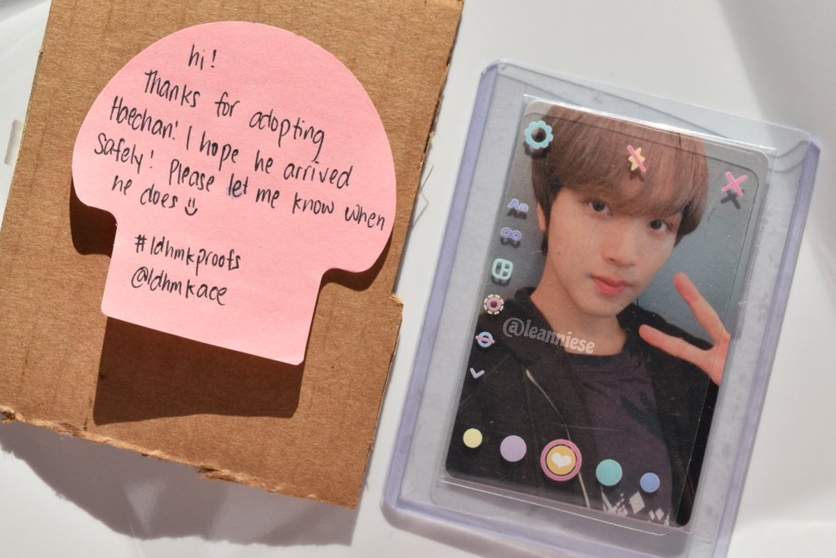 puducutie's tweet photo. thank youu @ldhmkace! seller was so nice, pc was shipped immediately, n secured packaging. thank youu also for the freebie~🤍

#ldhmkproofs https://t.co/cVDoqES7oz