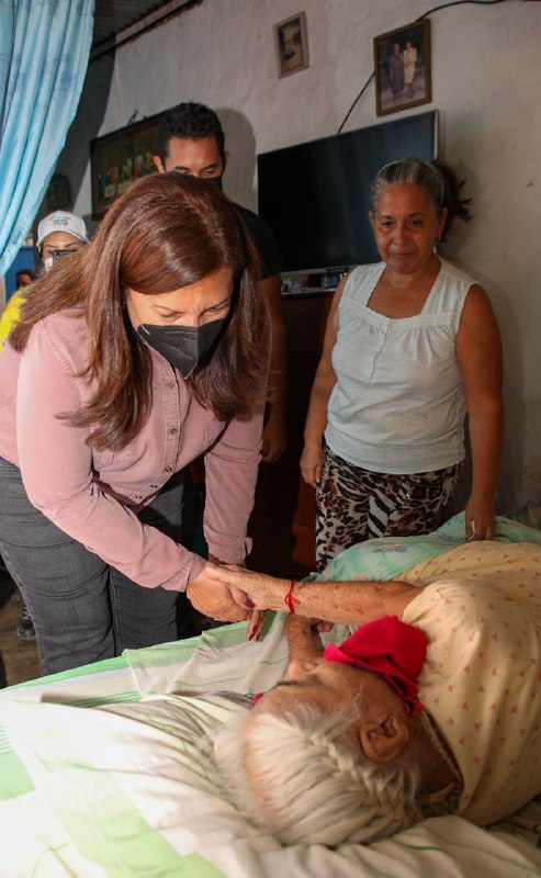 Gracias por tanto cariño, mi pueblo querido de la parroquia El Valle. Mi compromiso es con cada familia, por su bienestar, por una Caracas próspera, bella y feliz, de eficiencia y con la participación de todas y todos.
