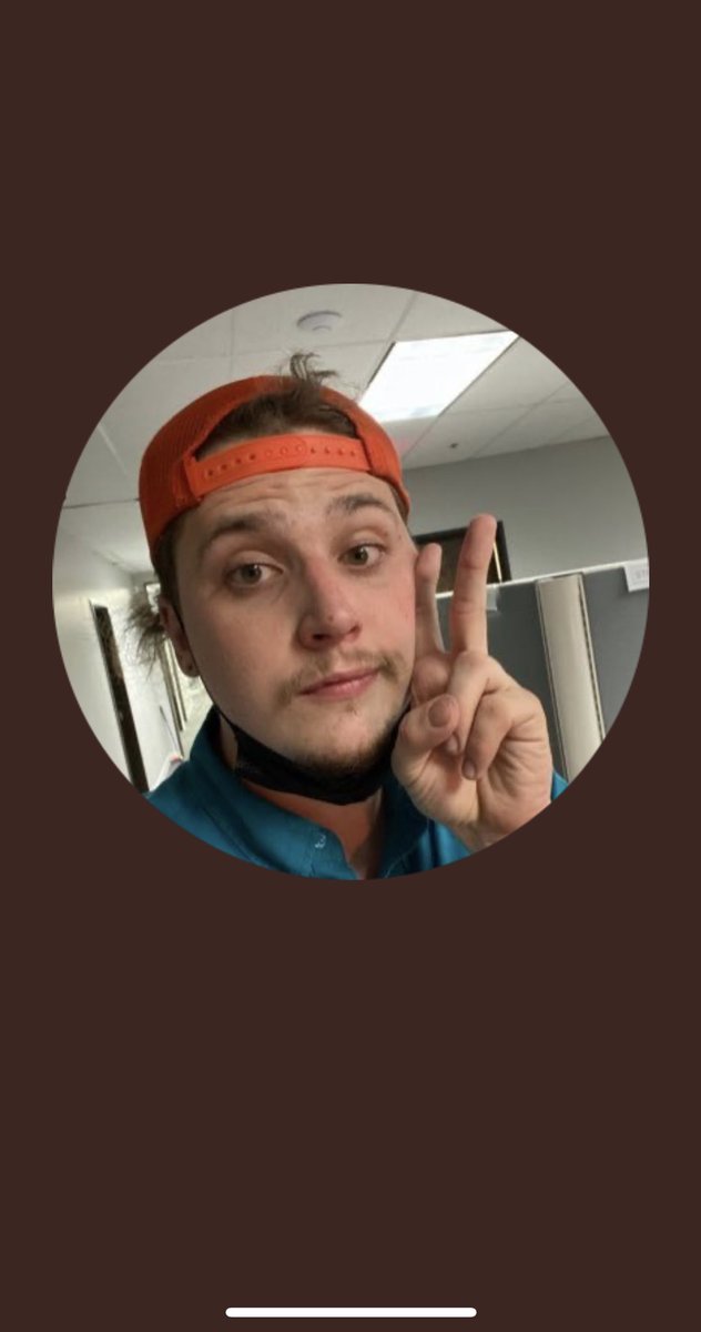 ThinkAndGrowRad's tweet image. this dude was suppose to buy our washer and dryer for $350.00. He wanted to see it working first, and asked if he could do a load of laundry. After he finished he said "let me go get the money" left with his clean clothes and he never came back.