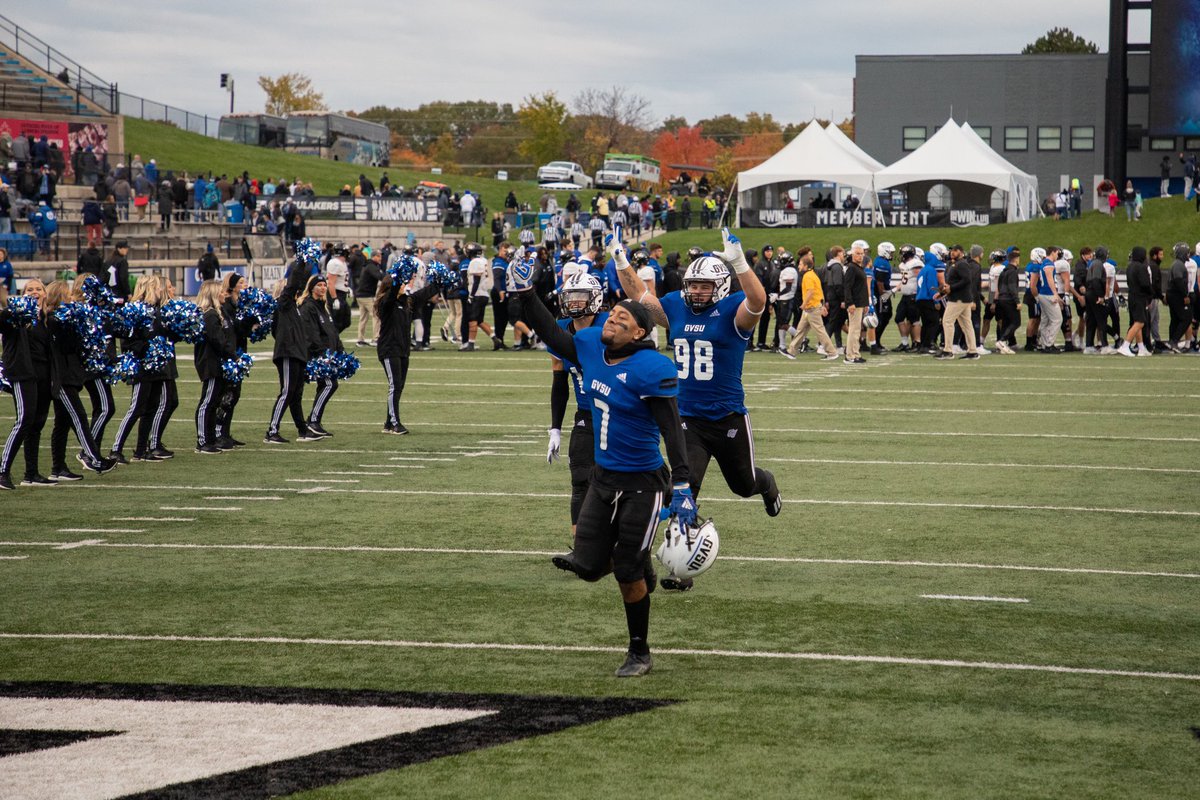 gvsufootball's tweet photo. Nothing like ending the day by celebrating a win with the best fans in the country 🖤 https://t.co/5SFsk9Trzg