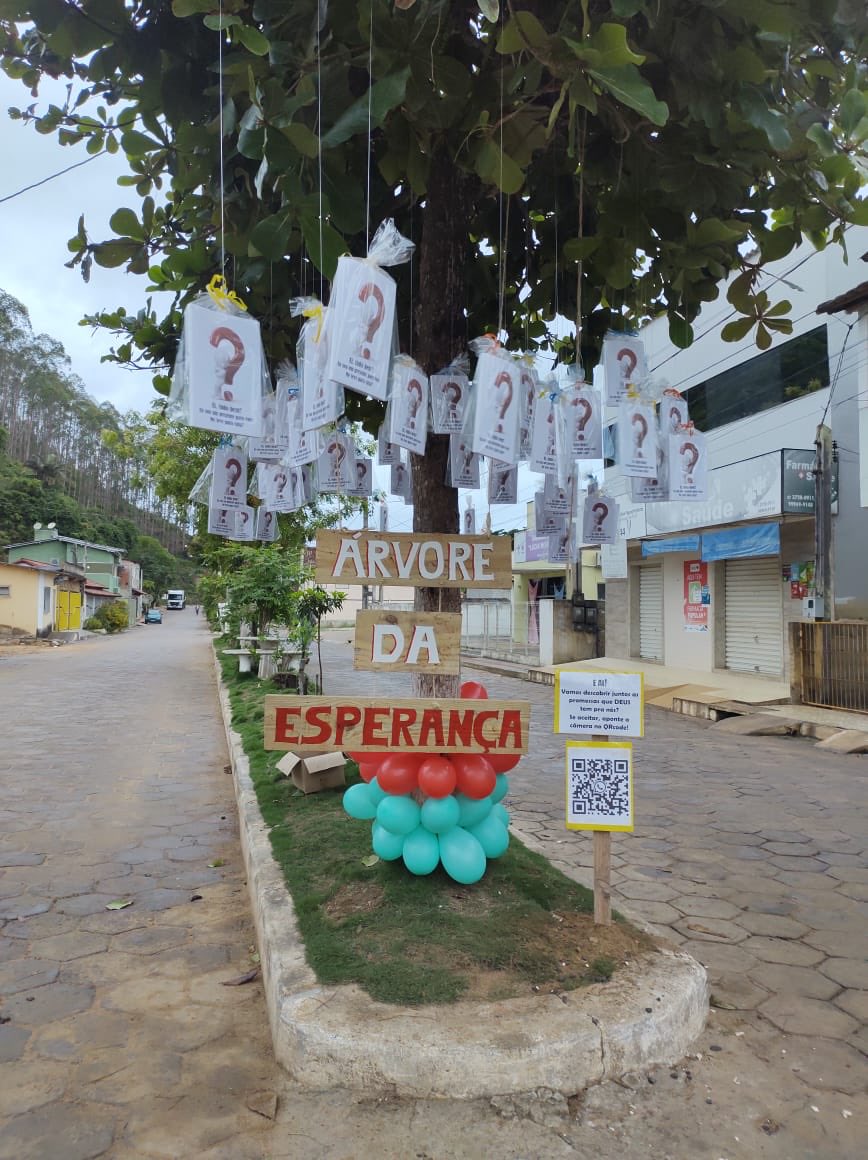Muita criatividade no impacto esperança da AES.