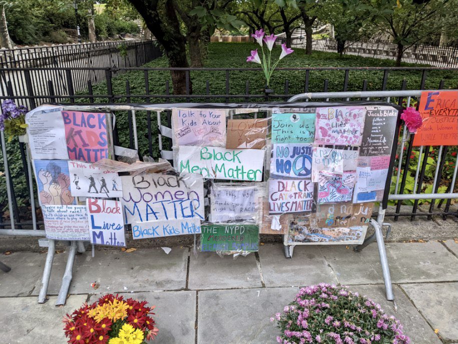 EVANGELIST_SC's tweet photo. The #UES4BLM Vigil site has been vandalized several times a week. The culprits have graduated from tearing down the signs to smearing feces on the posters. Hate is real. Children come to the site and touch the posters too. @NYPD19Pct your camera’s can capture who is doing this. https://t.co/zt6MUySCpj
