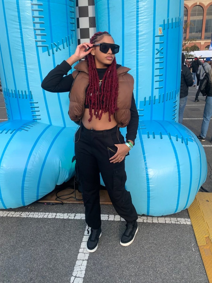 BlancoDilynn's tweet photo. #RollingLoudNYC day 1 https://t.co/maa48hz2NE