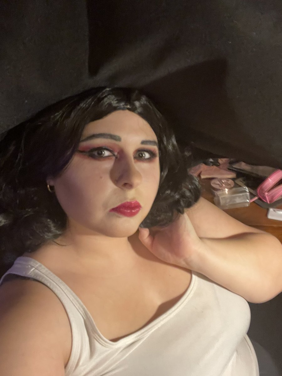 TheLittleRedPig's tweet photo. Guys, I need your help. Does my face and eye makeup look like Lady Dimitrescu or not? I’m not wearing the dress yet. I’m just trying to figure out the makeup before tomorrow. @mikenactor @Angelpri8987 #ResidentEvilVillage #LadyDimitrescu #makeuphelp https://t.co/cmoolfRDTK