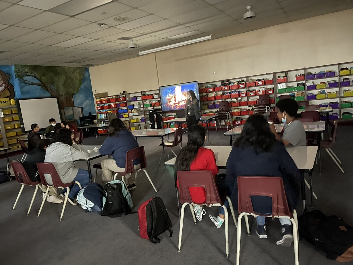 karroyos_MS's tweet photo. Our final reader for Horror Stories and Hot Chocolate is no other than my partner in crime @DianaDuran. Thank you for sharing your stories and giving us some goosebumps! @JosePer94476708 @RudyMar41341822 @YISDLibServices #YMSReads https://t.co/Kqc6LU50sz