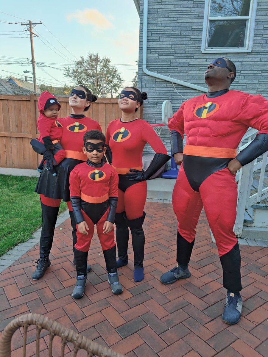 Me after watching incredibles 2: "I think we need another baby"
My wife: "are you sure?"
Me: "I have a plan....."