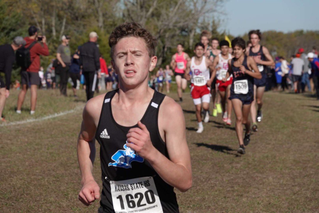 Hayden_Keller_'s tweet photo. xc team had a great run this season
#xcstate https://t.co/AOl4P9gHfO