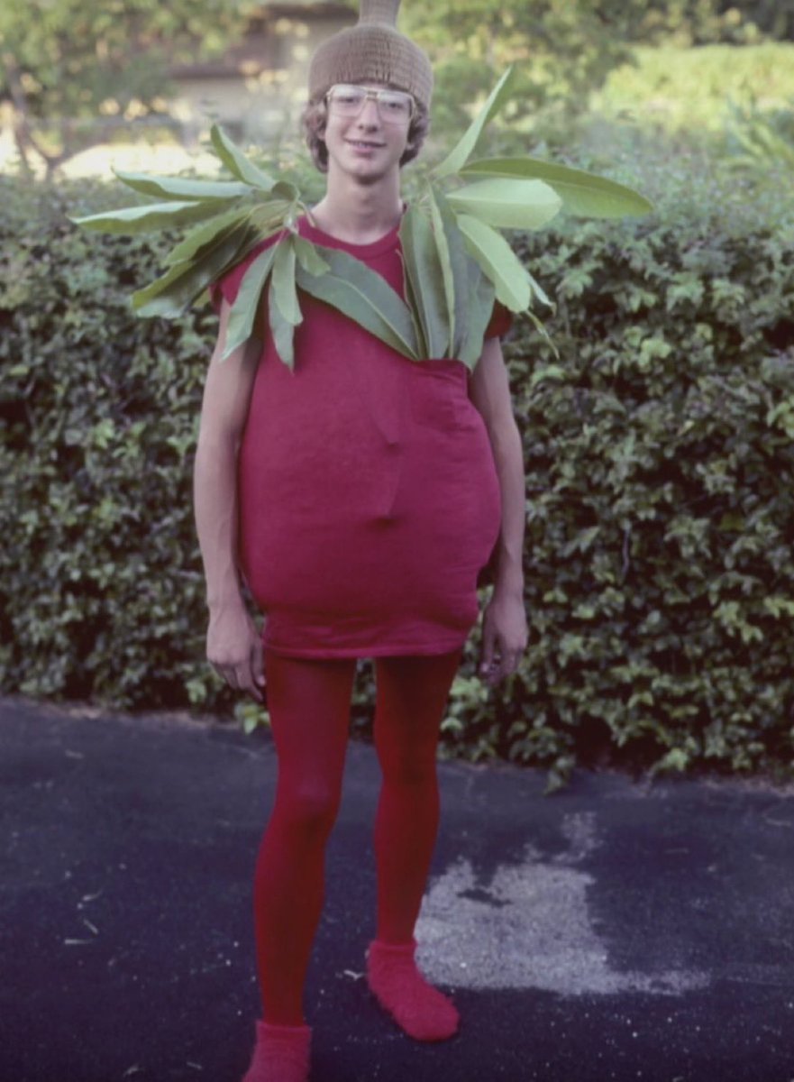 profgalloway's tweet photo. Bezos #Halloween https://t.co/SYjn9pd7u9