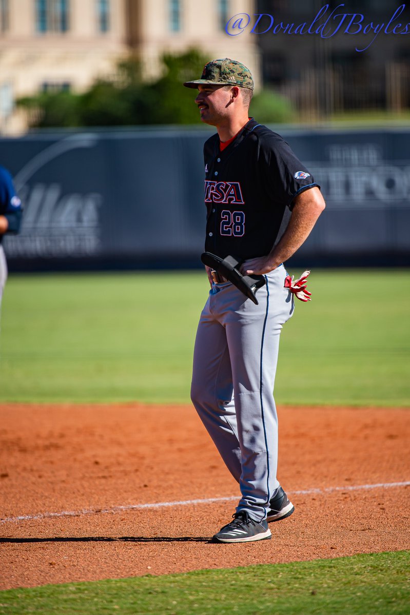 Coach <a href="/LukeMalone44/">Luke Malone</a> Former <a href="/Rockhardball/">Rock Hardball</a> working the 1st base coaching box!
