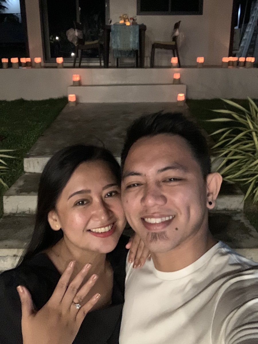 tiffanytamsi's tweet image. Happy 8th 🥳 #officiallyengaged