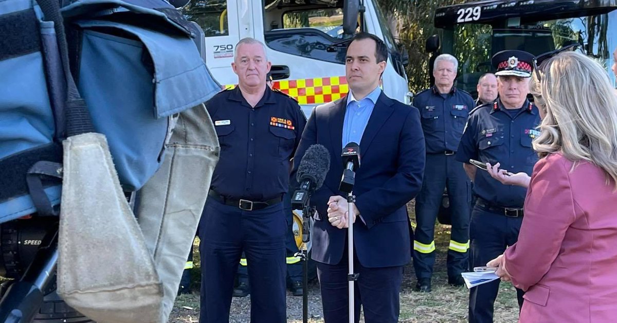 VincentTarzia's tweet photo. With the fire danger season set to begin in much of the state tomorrow, we’ve launched the latest SA Country Fire Service #bebushfireready campaign. Make sure you’re bushfire ready this season by preparing your bushfire survival plan and downloading the Alert SA app @CFSAlerts https://t.co/Eh5C2qjVAG