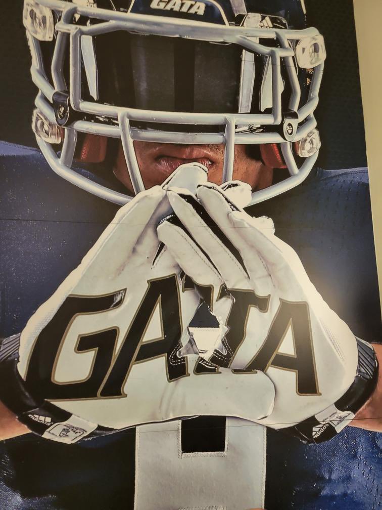 ian_dunivan's tweet photo. Thank you @GSAthletics_FB  for the amazing visit and game.Hope to come up again soon.@GeepWade @Coach_Cab @RHHSFootball @MattLeZotte @RecruitGeorgia @247recruiting @EliteGARecruits https://t.co/8N6aAcvY8b