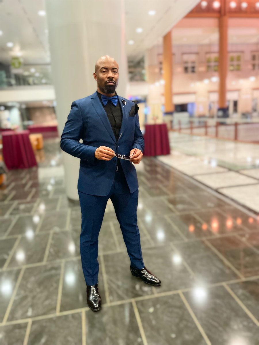 JeyRamone's tweet photo. #weddingbehaviour https://t.co/jhVdqkXPCe