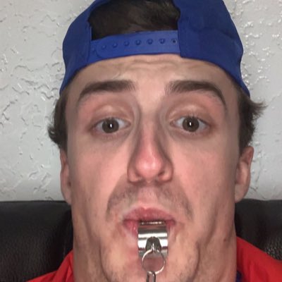 carsoncapsalot's tweet photo. #NewProfilePic https://t.co/meD4tMEq4p